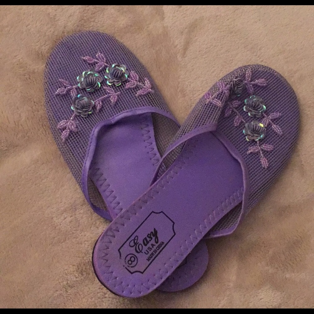 Brand new sandal unique color and style best gift